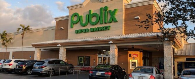 Publix (N Collier)