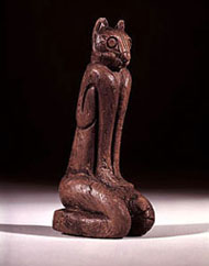 Photograph of the Key Marco Cat (artifact Catalogue No. A240915, Department of Anthropology, NMNH, Smithsonian Institution), sculpture excavated from the Key Marco archaeological site, Marco Island, Florida in 1896